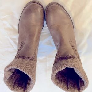 Brown boots
